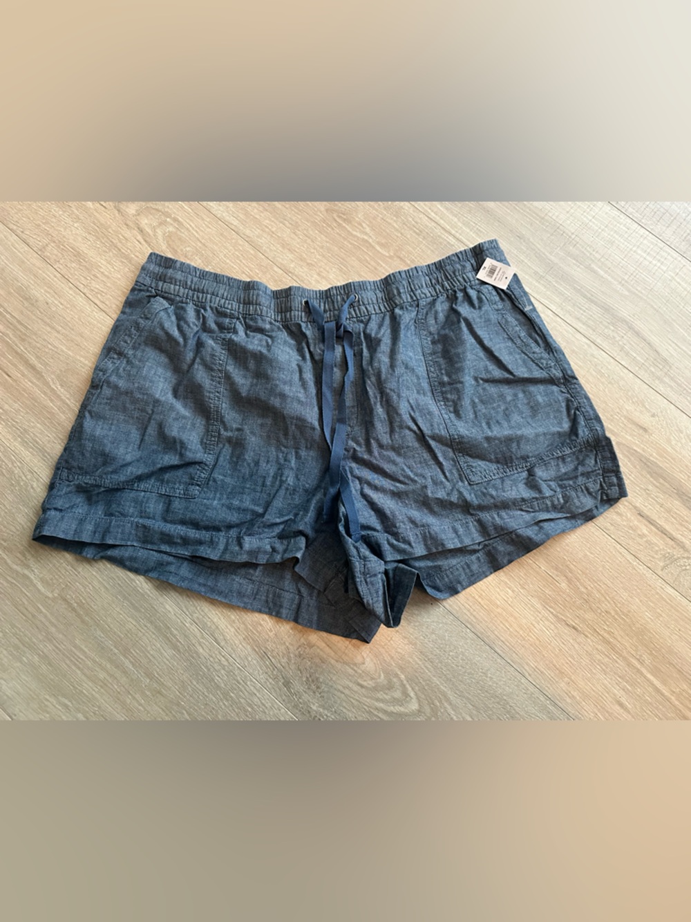 GAP Women's Blue Cargo Shorts